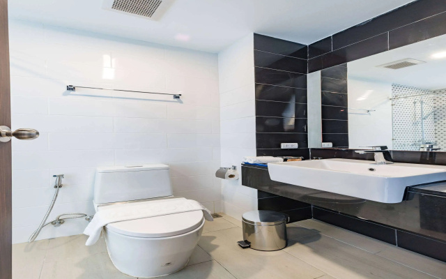 Wyndham Phuket Airport