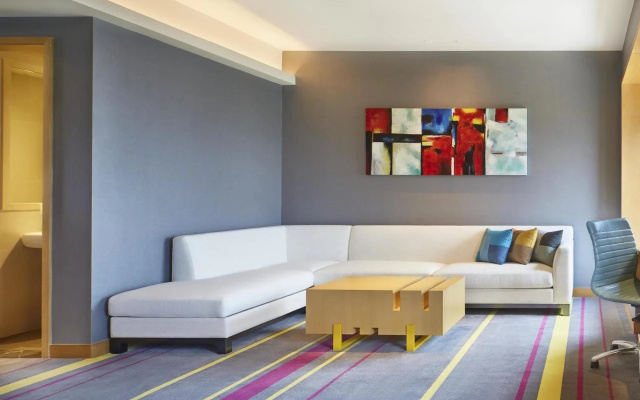 Aloft Dongguan Dynamic Town