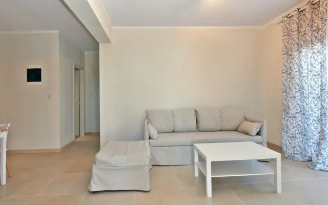 Fotinia Beach House Ground Floor by Rentalspro
