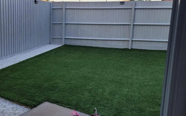 House - Sleeps 8 - Parking - Station Close