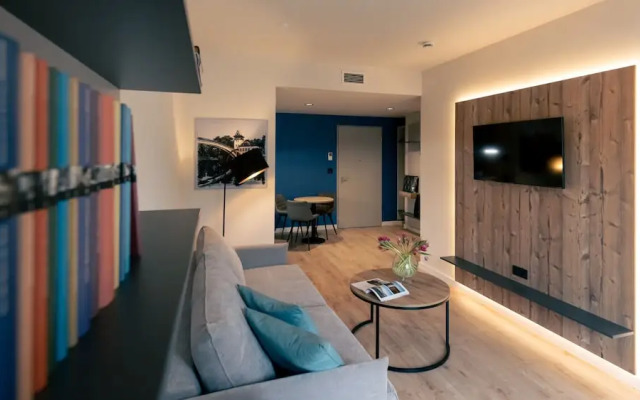 SpreeBlau Apartments