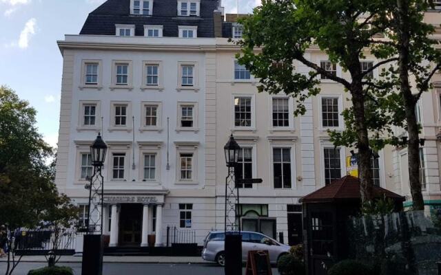 Отель Cheshire Hotel Великобритания, Лондон - отзывы, цены и фото номеров - забронировать отель Cheshire Hotel онлайн вид на фасад