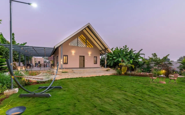 SaffronStays Eden, Nashik - pet-friendly villa with pool, jacuzzi & grape farm