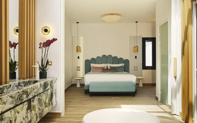 Cresanto Luxury Suites