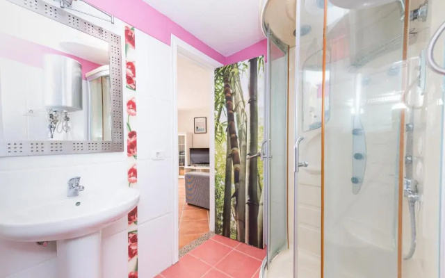 'Bloom' Peaceful Beachside Bungalow