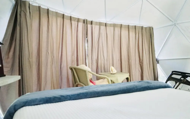 Eco-Treehouse Glamping Services