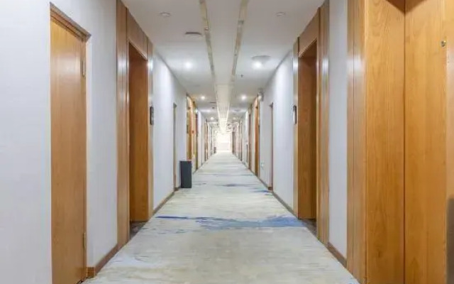 Ginza Hemei Hotel (Jinan Gaoxin Wanda Exhibition Center)