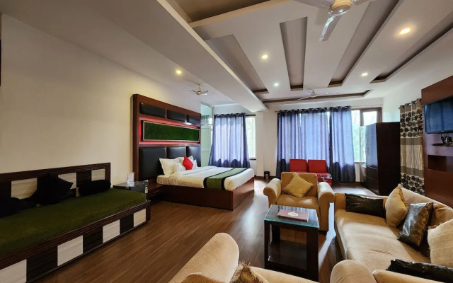 Hotel Bliss