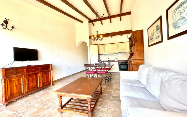 Apartamento AP1,piscina, 200 metros a la Playa