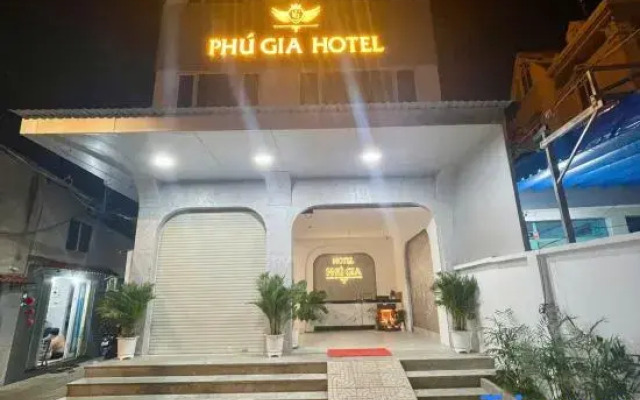 Phu Gia 2307 Huynh Tan Phat
