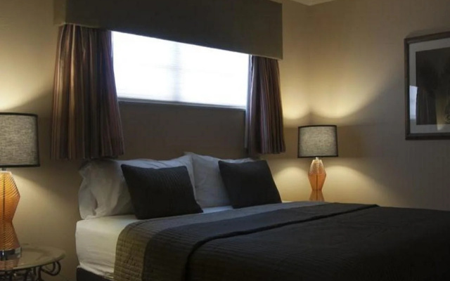 Hibiscus Suites - Gateway to Siesta Key