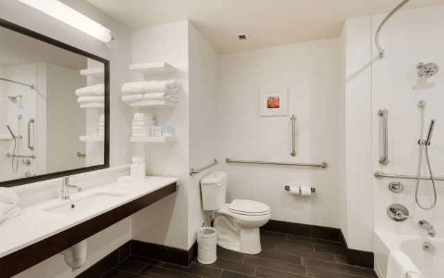 Hampton Inn Morristown, I-81
