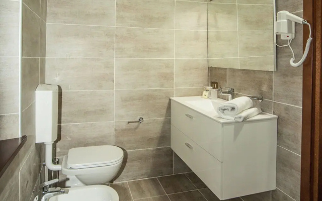 Alluring apartment in Passaggio di Bettona with pool