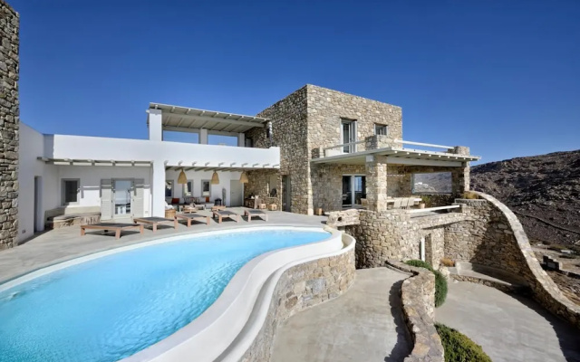 Magnolia in Mykonos With 4 Bedrooms and 4 5 Bathrooms