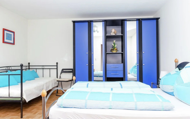 Cozy Apartment in Betzenrod near Lake