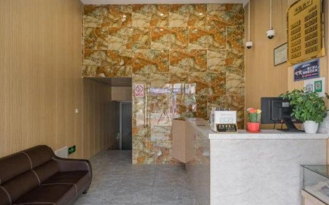 Shanghai Qingpu Ruyi Hotel (Huijin Road Subway Station)