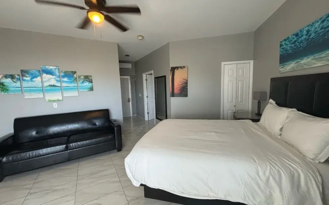 Grace Bay Suites