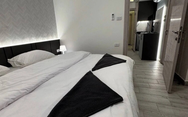 Privet Apartment 37 for Three Near Downtown Kh&sh
