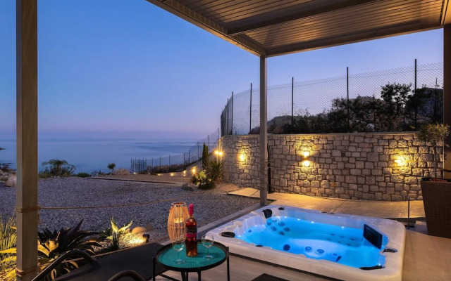 Villa Aquamarine beachfront Rhodes