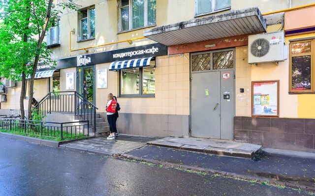 Гостиница Domumetro na Chernyakhovskogo вид на фасад