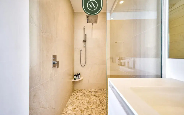 1BR Condo Near to Beach