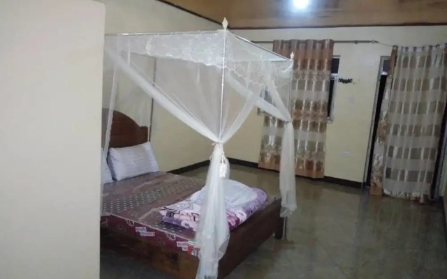 Royal Paradise Hotel