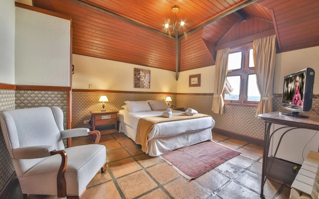 Esquilo Hotel
