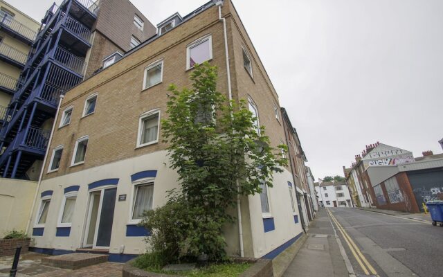 Отель Windsor Lodge вид на фасад