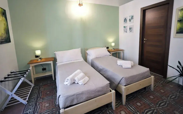 Cataneasy Rooms