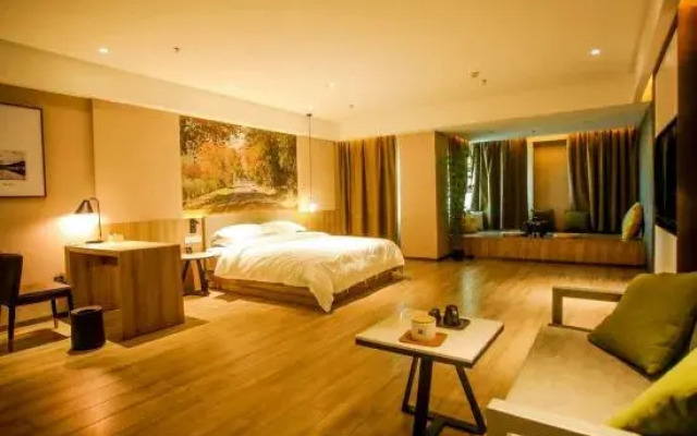 Countryside Yaqing Hotel (Shantou High-speed Railway Station Xinjin Food Plaza)