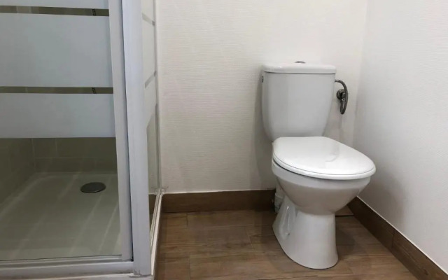 New Saint Maur-Logement Lovely Flat 32m2