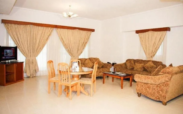 Ramee Guestine Hotel Apartment 3