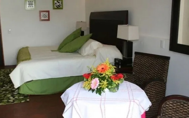 Casa Poezia Boutique