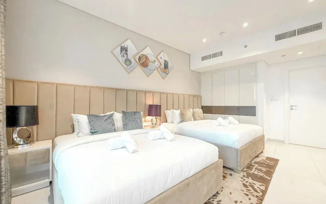 DAMAC Bay's Edge by DVH Luxe Retreats