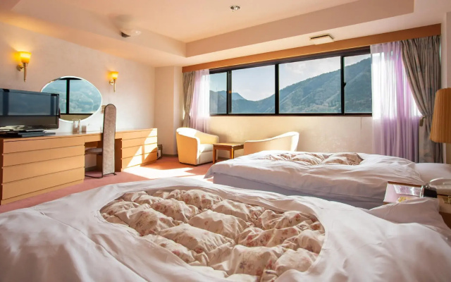Hotel Second Stage