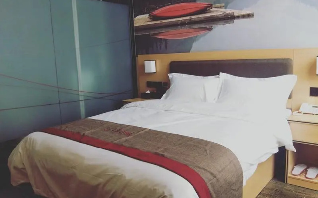 Thank Inn Plus Hotel Guangdong Yunfu Luoding City Municipal