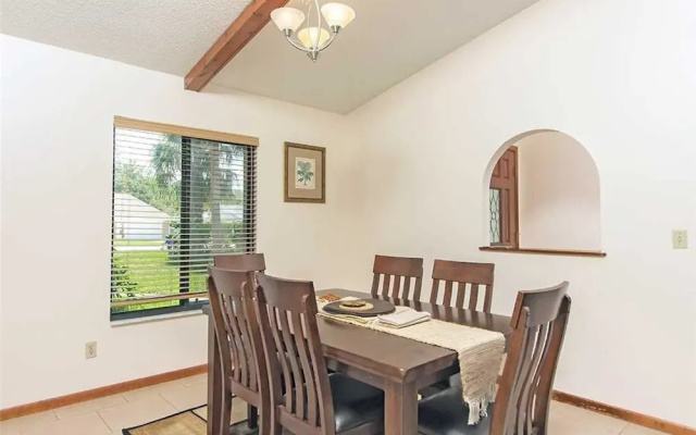 Blue Oasis - Three Bedroom Home