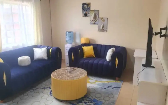 Lux Suites Khetias Apartments Naivasha