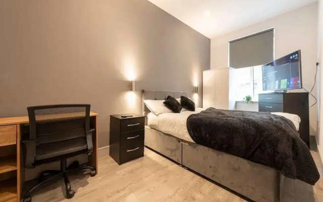 Cosy City Apartment - Your Home in Bradford!