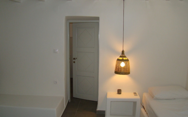 Efis Apartments