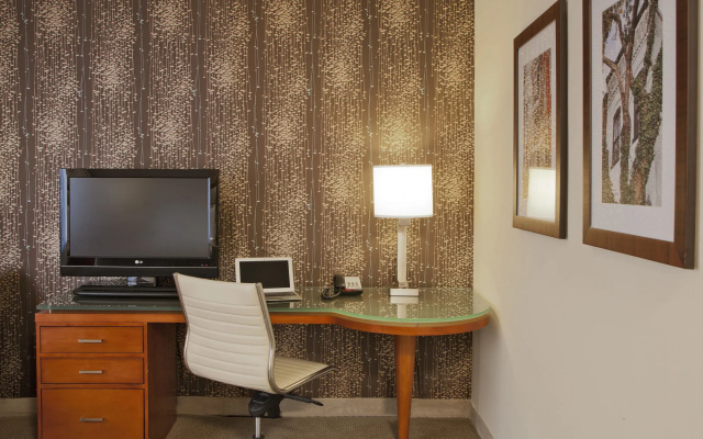 Georgetown Suites Harbour