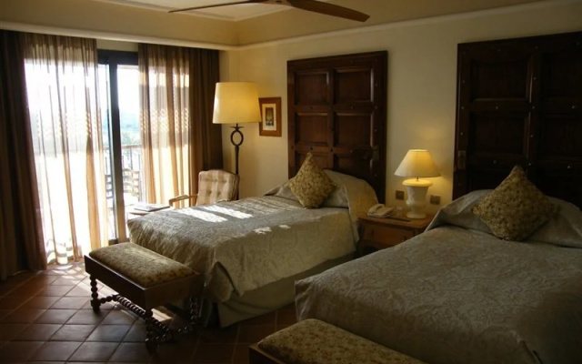 Las Terrazas de la Torre Golf Resort
