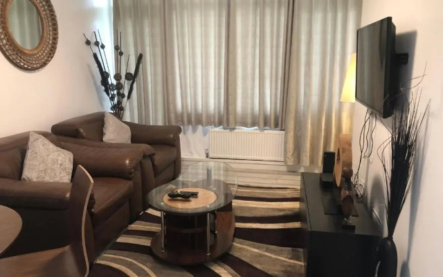 Luxury 2 Bedroom Flat in Abbey Wood, London
