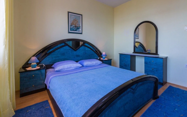 Apartments Miroslava