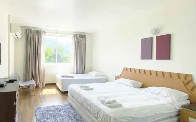 Sawasdee KhaoYai