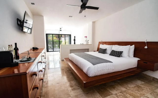 Casa del Jaguar Beach Hotel