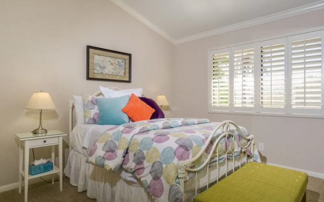 The Hideaway - 21 and Over - A Town & Desert Boutique Hotel