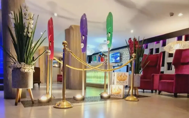 Boun's Hotel Resort & Spa