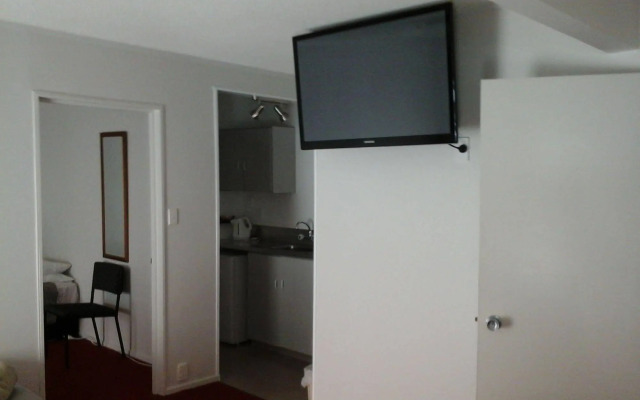 Carrington Motel