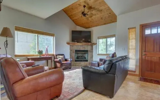 Big Bear Hollow House
